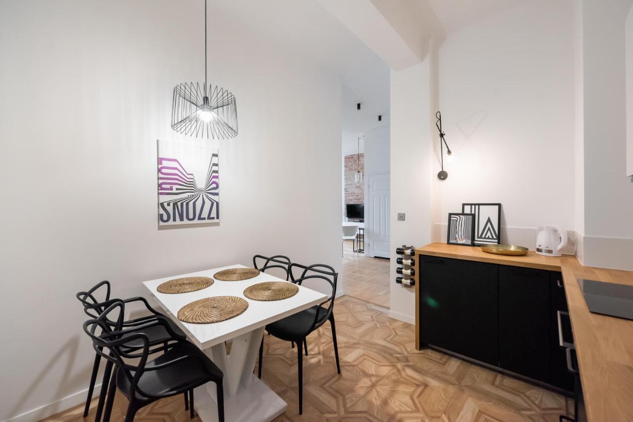 Old Town Basilisk Apartment Warschau